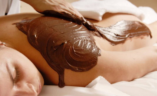Exfoliante corporal y chocolate terapeutico